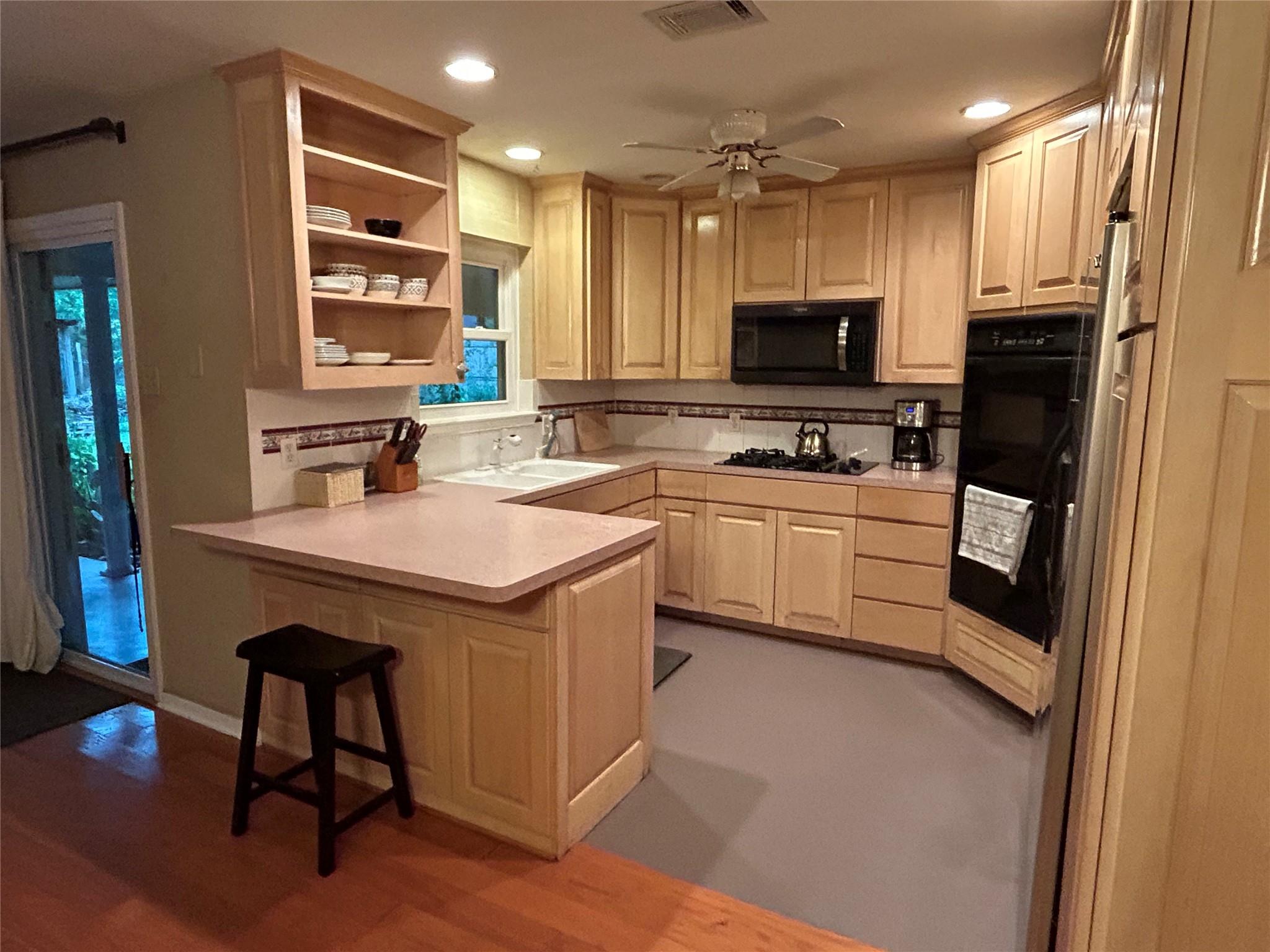 11303 Oakwood Drive Austin TX 78753