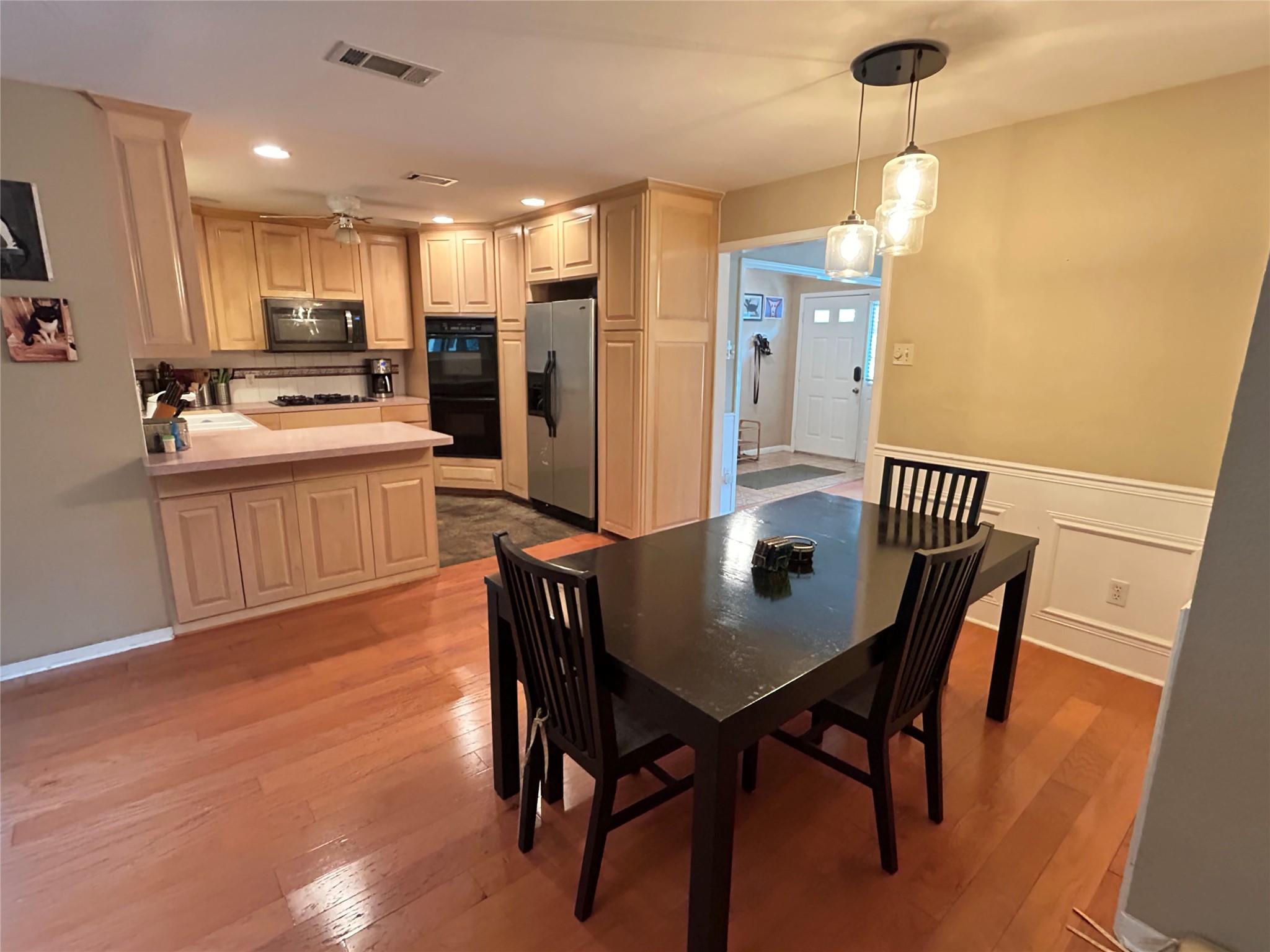 11303 Oakwood Drive Austin TX 78753