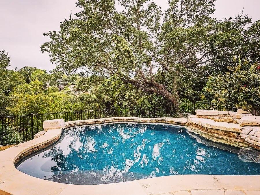 16308 Lake Loop Austin TX 78734