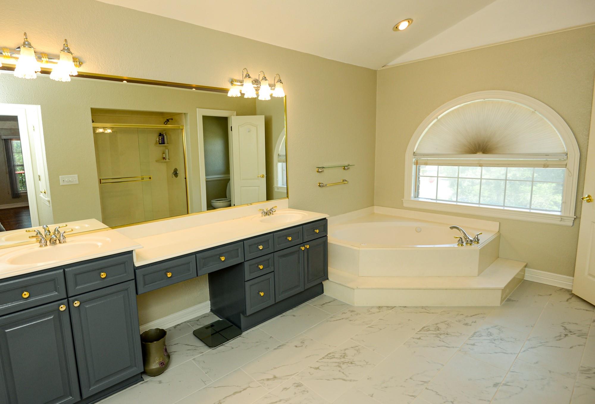 8504 Sweetness Lane Austin TX 78750