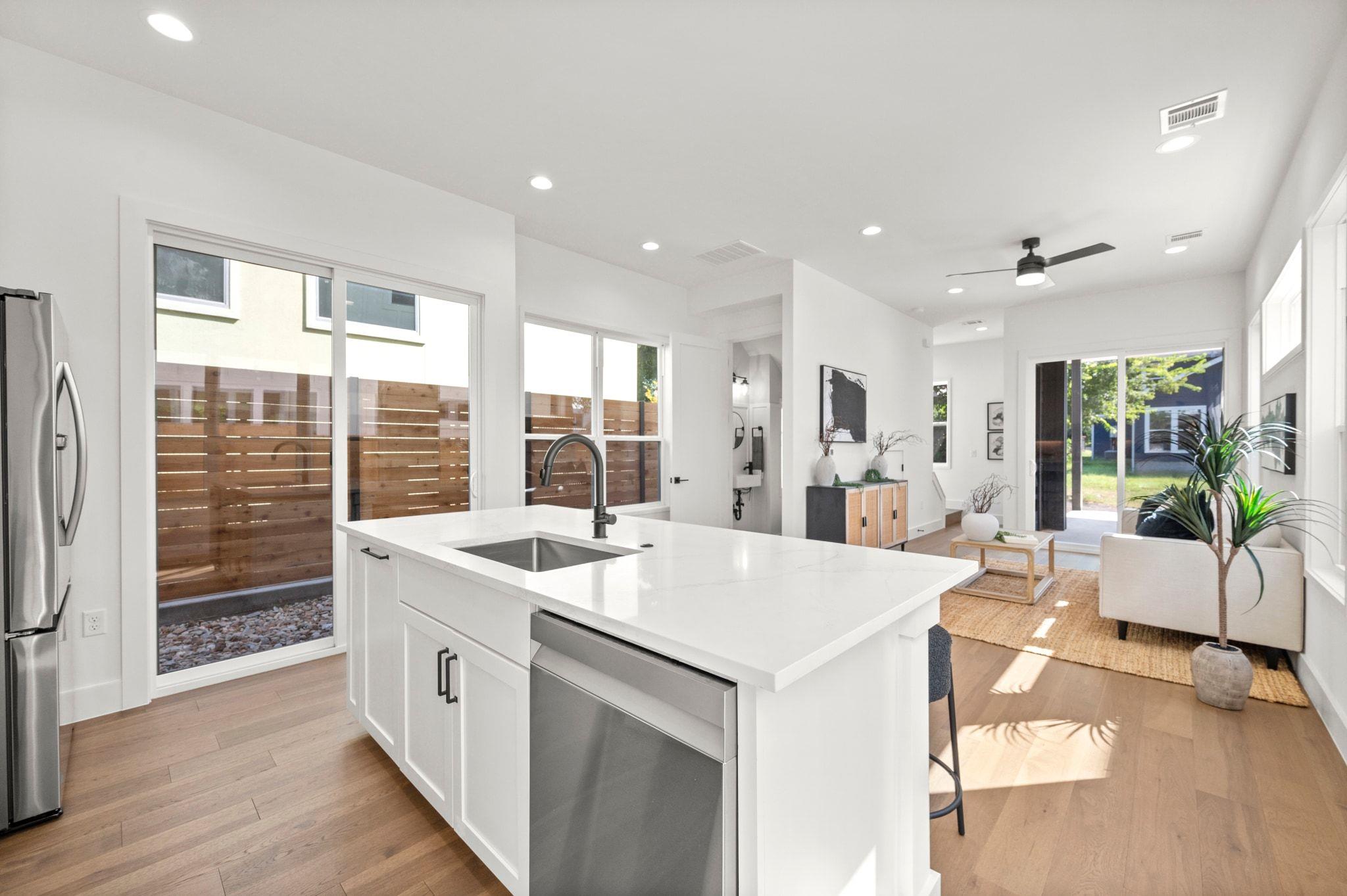 1407 Cedar Avenue Austin TX 78702