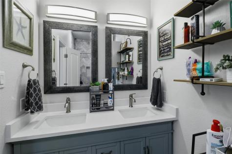 305 Lightcliff Street Hutto TX 78634