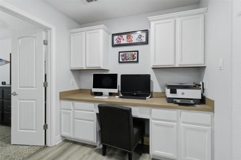 305 Lightcliff Street Hutto TX 78634
