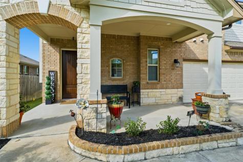 305 Lightcliff Street Hutto TX 78634