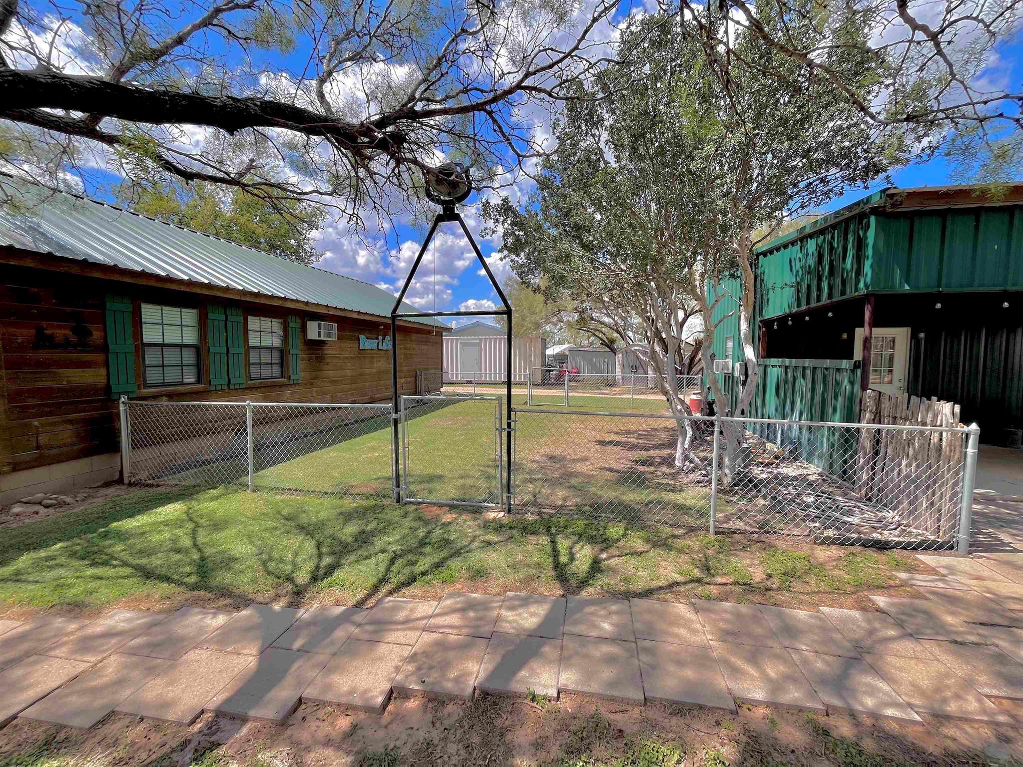 175 Elmer Road Llano TX 78643