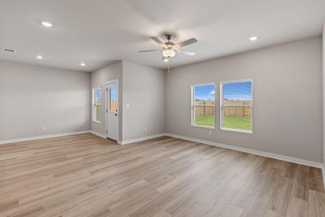 145 Ayres Horn Cedar Creek TX 78612