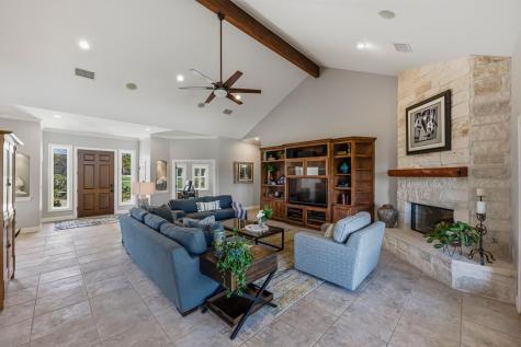 214 Trailmaster Circle Driftwood TX 78619