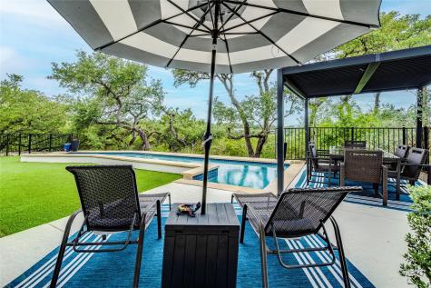 111 Highlander Street Lakeway TX 78734