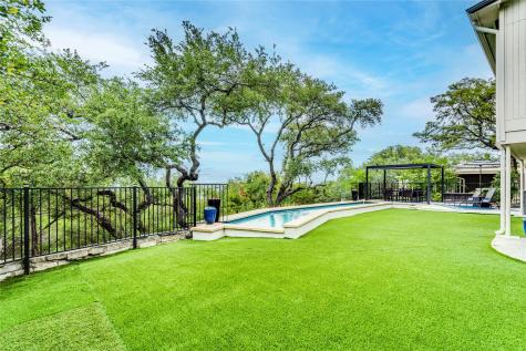 111 Highlander Street Lakeway TX 78734