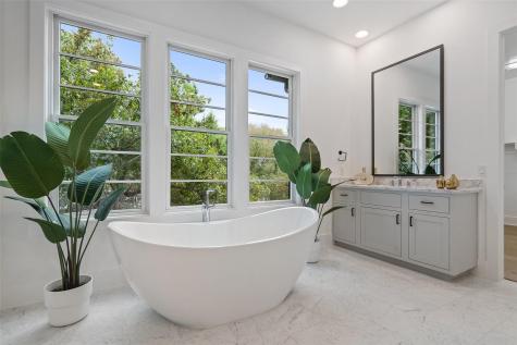 1719 Spyglass Drive Austin TX 78746