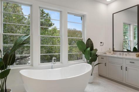 1719 Spyglass Drive Austin TX 78746