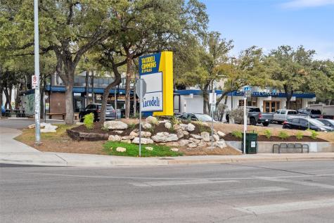 1719 Spyglass Drive Austin TX 78746