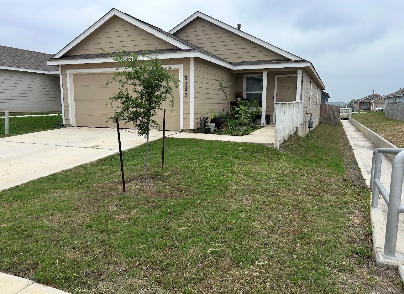 9227 Honey Mesquite Seguin TX 78155