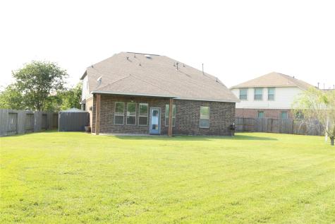 8130 Bay Run Avenue Baytown TX 77521