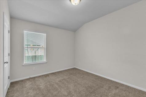 405 Grasslands Trail Hutto TX 78634