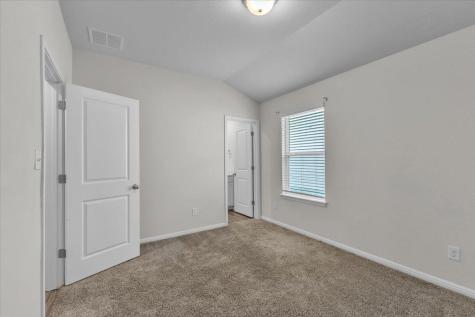 405 Grasslands Trail Hutto TX 78634