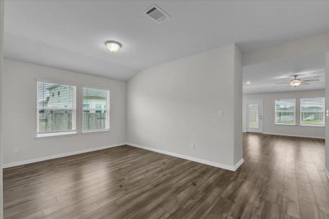 405 Grasslands Trail Hutto TX 78634