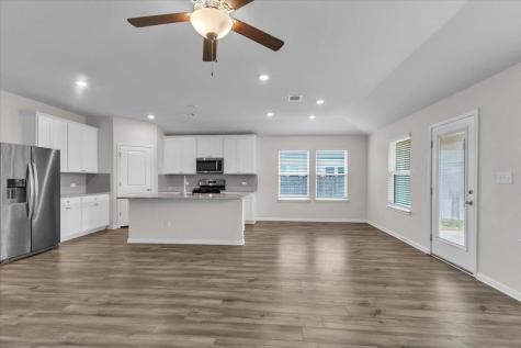 405 Grasslands Trail Hutto TX 78634