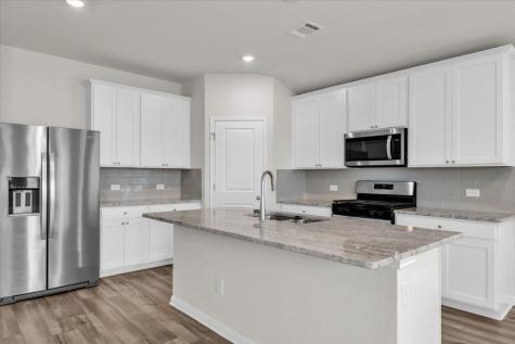 405 Grasslands Trail Hutto TX 78634