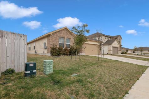 405 Grasslands Trail Hutto TX 78634