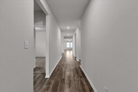 405 Grasslands Trail Hutto TX 78634