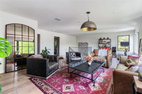 2218 Lindell Avenue Austin TX 78704