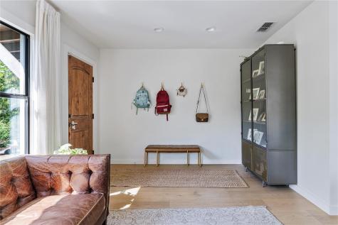 2218 Lindell Avenue Austin TX 78704