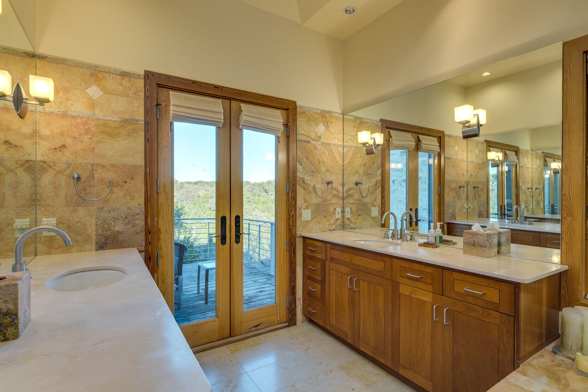 27426 Waterfall Hill Parkway Spicewood TX 78669