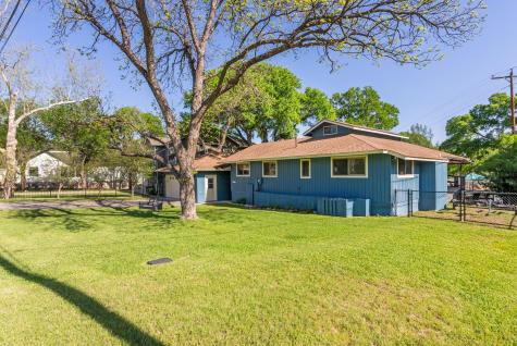 1707 Aztec Trail Kingsland TX 78639
