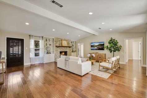 200 W Meadow Lane Wimberley TX 78676