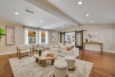 200 W Meadow Lane Wimberley TX 78676