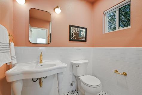 200 W Meadow Lane Wimberley TX 78676