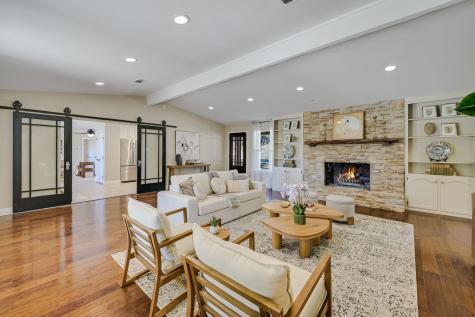200 W Meadow Lane Wimberley TX 78676
