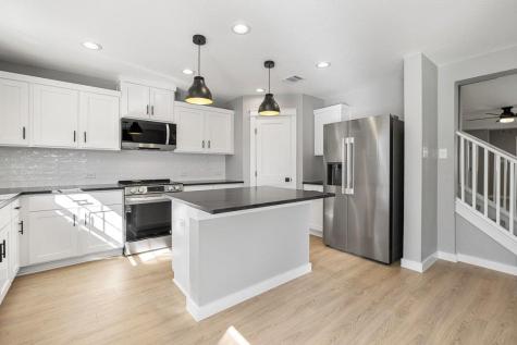 509 Estes Park Taylor TX 76574