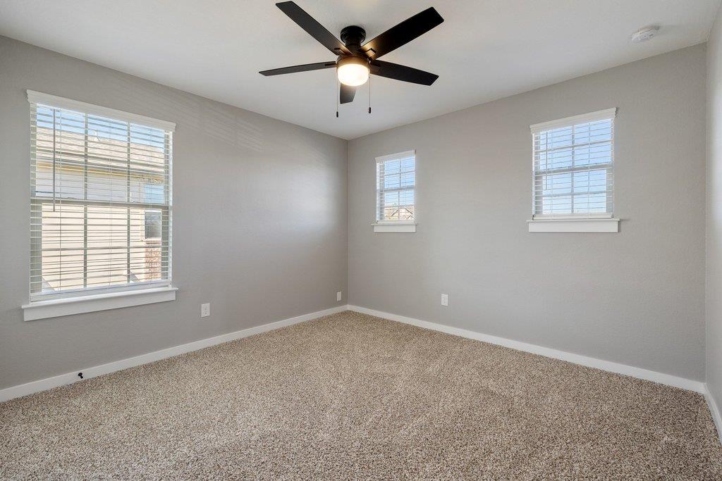 509 Estes Park Taylor TX 76574