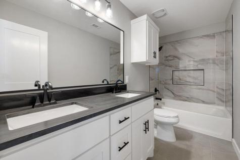 509 Estes Park Taylor TX 76574