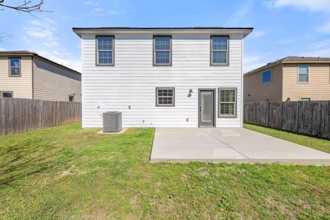 509 Estes Park Taylor TX 76574