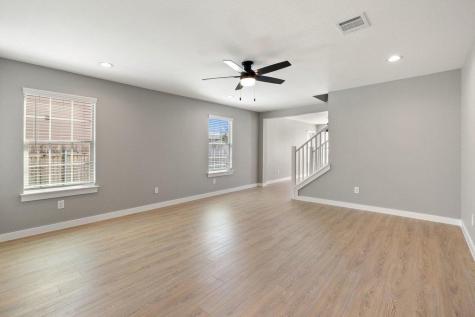 509 Estes Park Taylor TX 76574