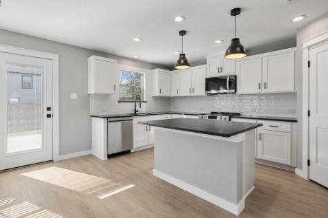 509 Estes Park Taylor TX 76574