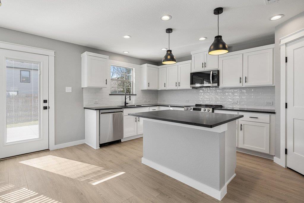 509 Estes Park Taylor TX 76574