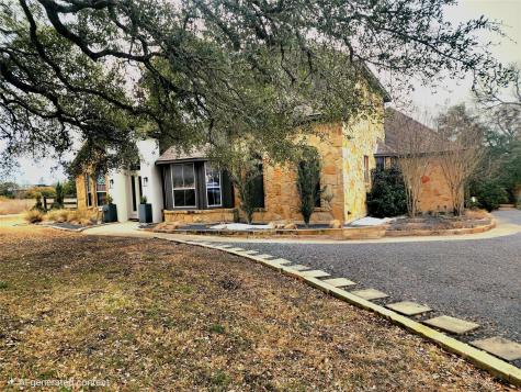 152 Silver Hawk Court Dripping Springs TX 78620