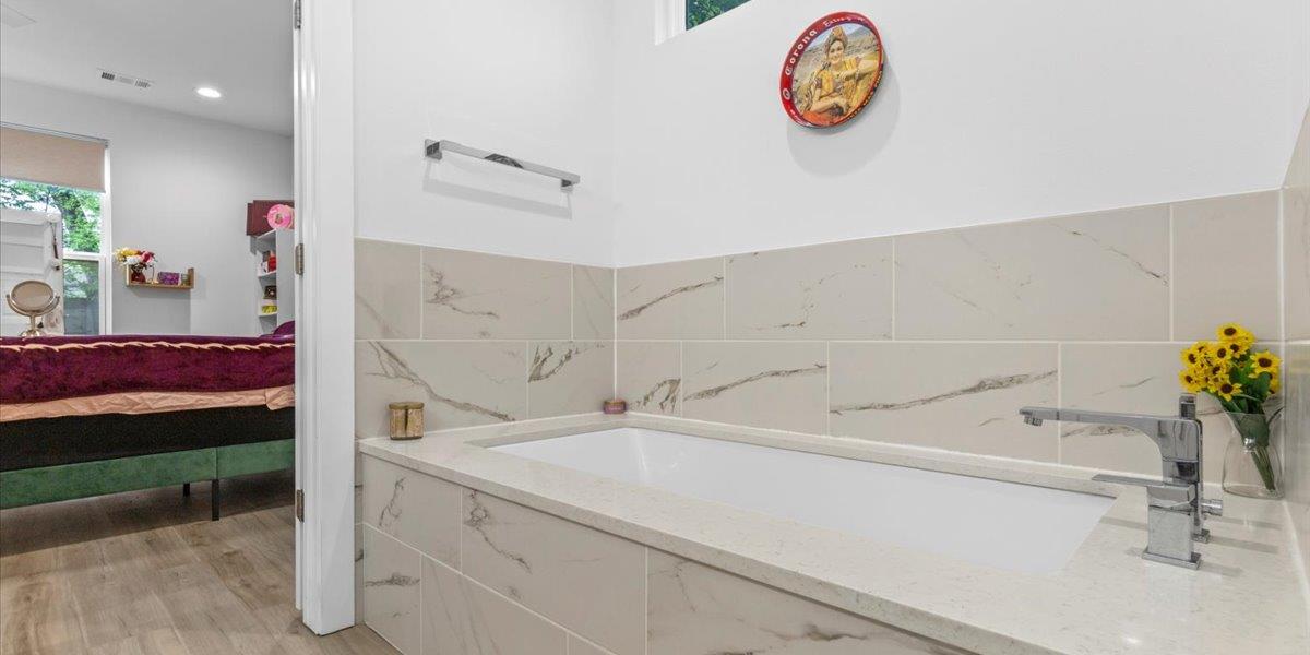 4711 Little Hill Circle Austin TX 78725
