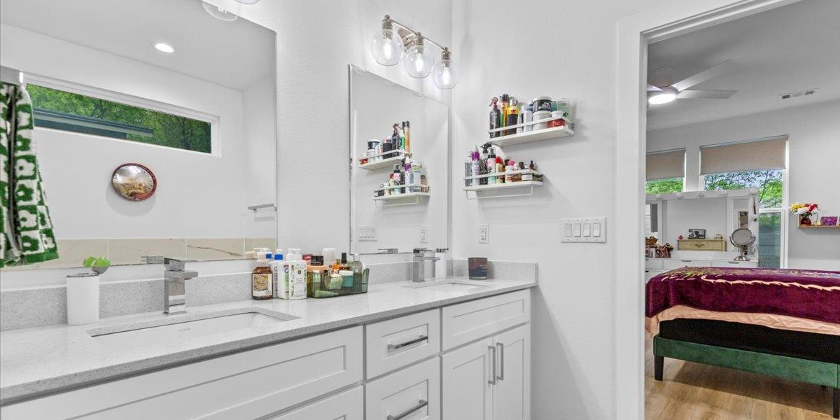 4711 Little Hill Circle Austin TX 78725