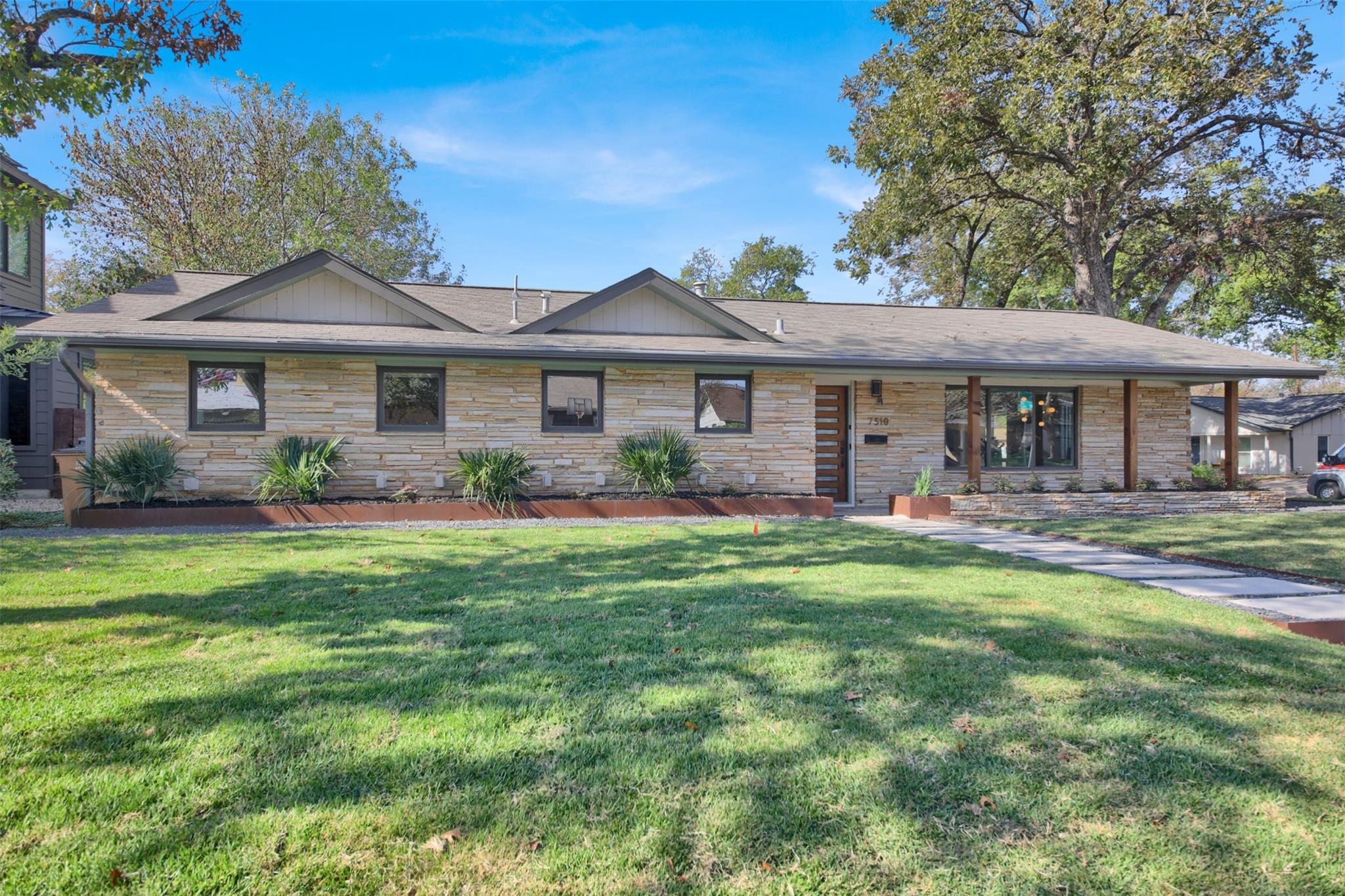 7510 Daugherty Street Austin TX 78757