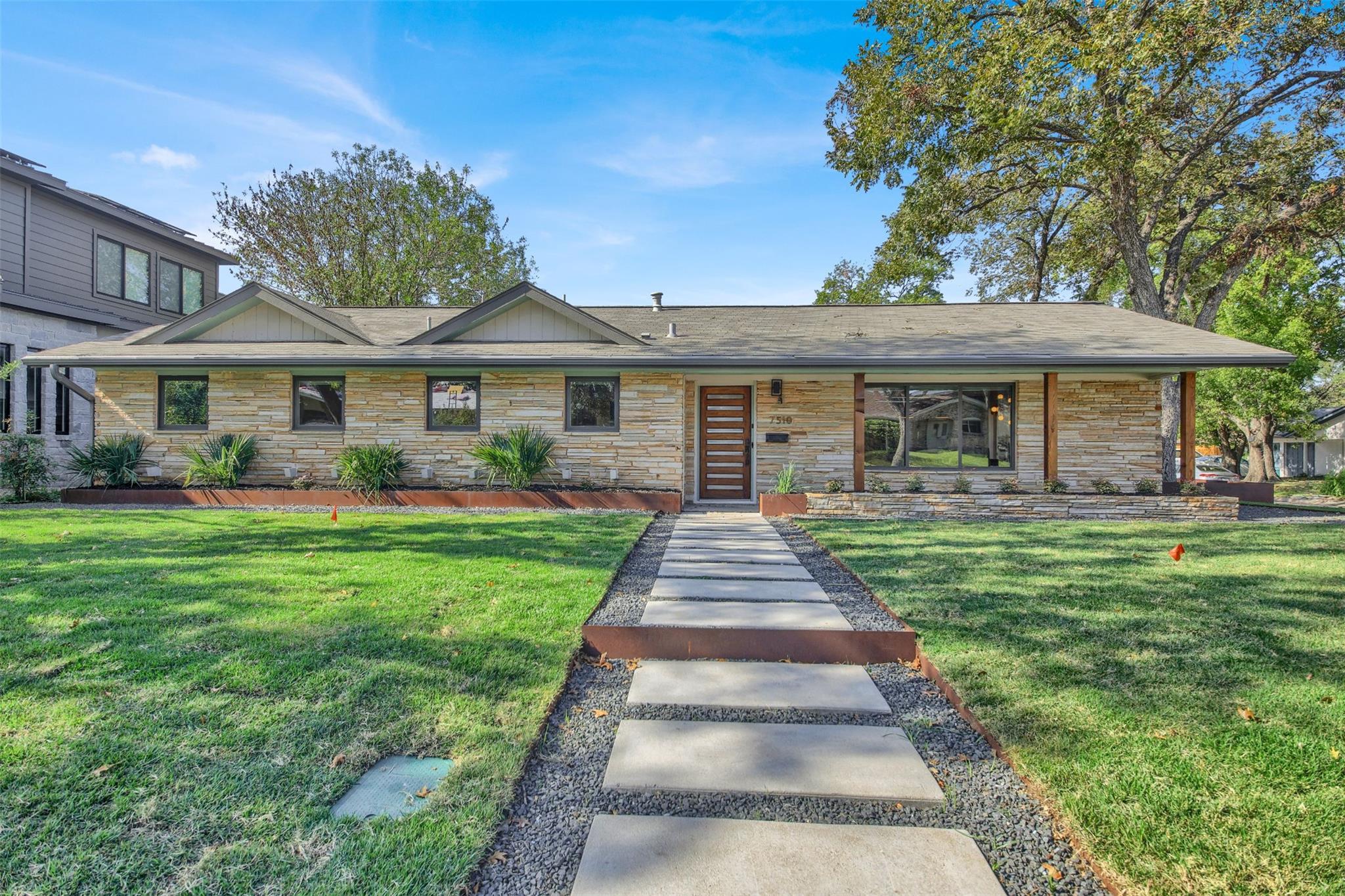 7510 Daugherty Street Austin TX 78757