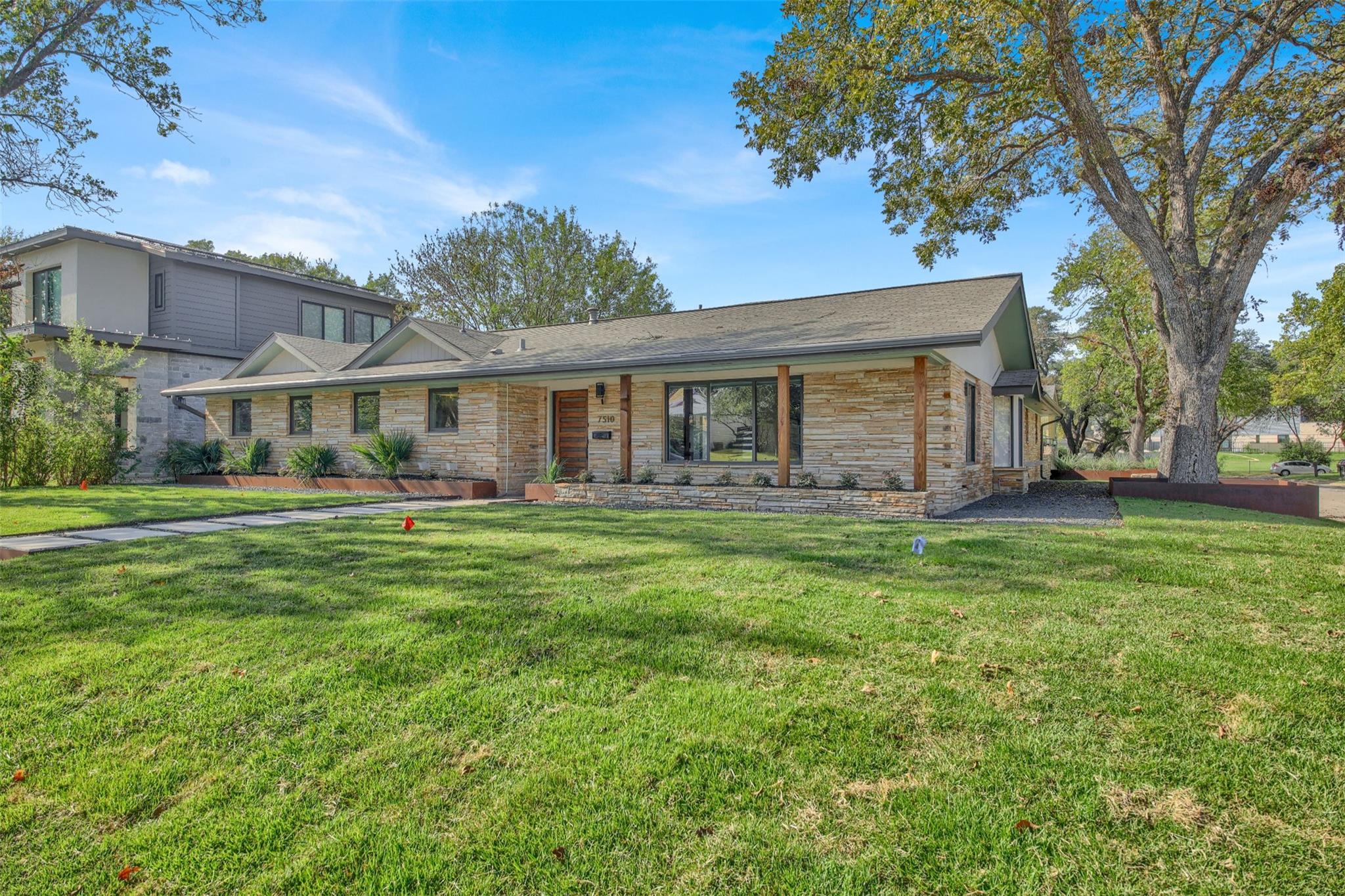 7510 Daugherty Street Austin TX 78757