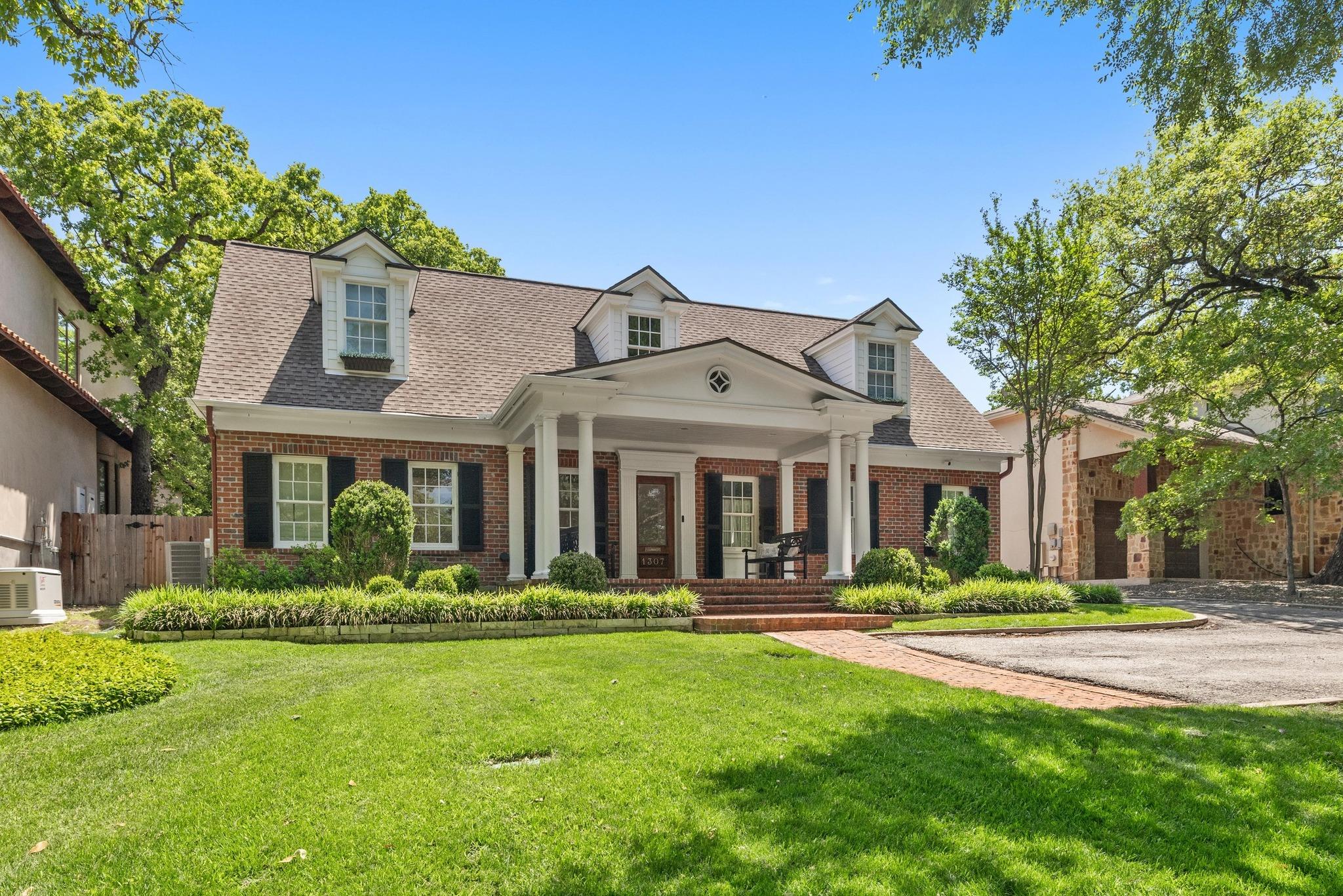 1307 Elton Lane Austin TX 78703