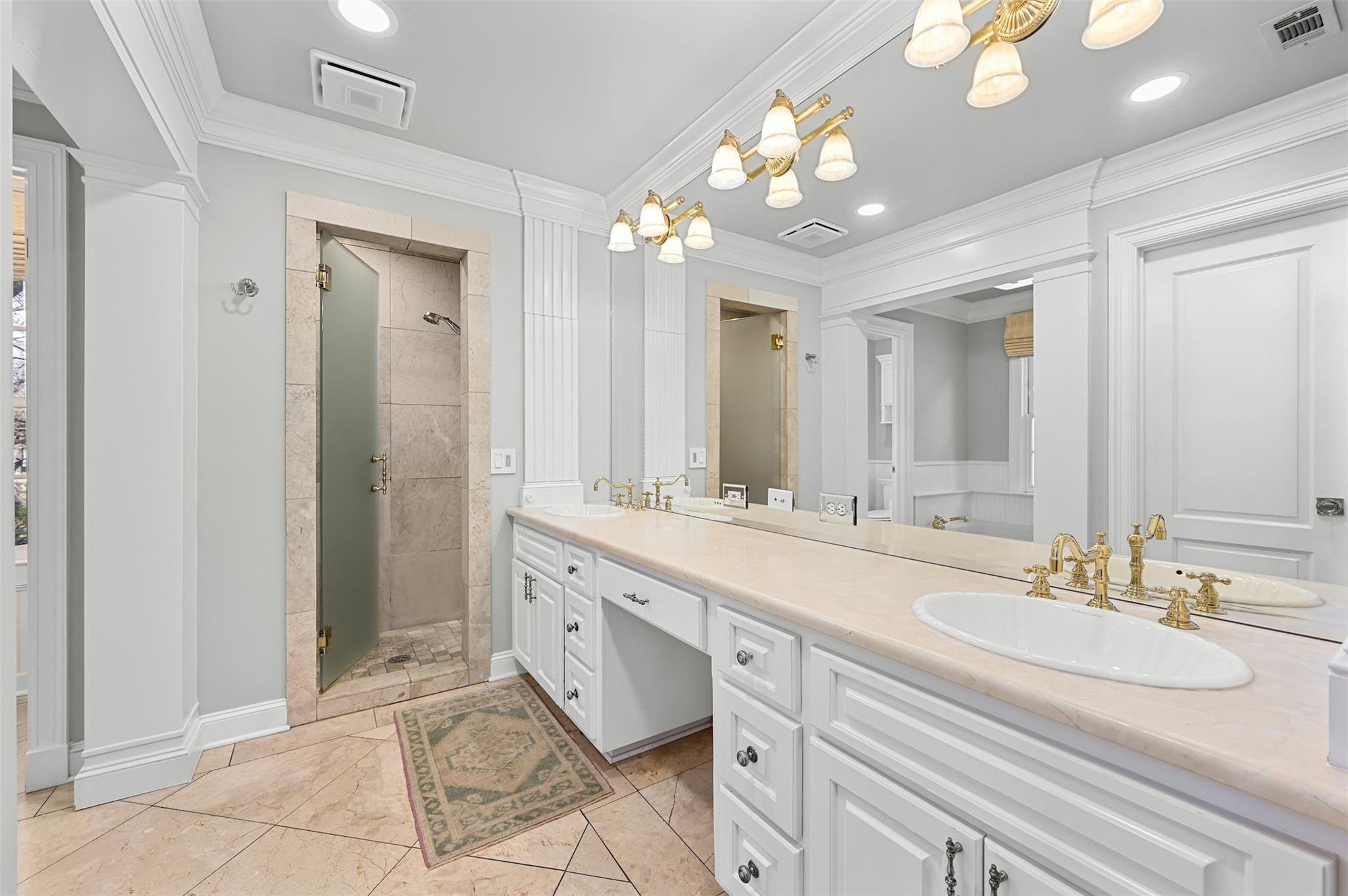 1307 Elton Lane Austin TX 78703