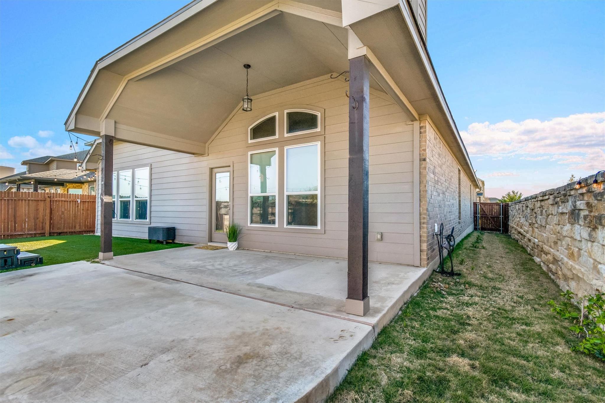 101 Double Mountain Road Liberty Hill TX 78642