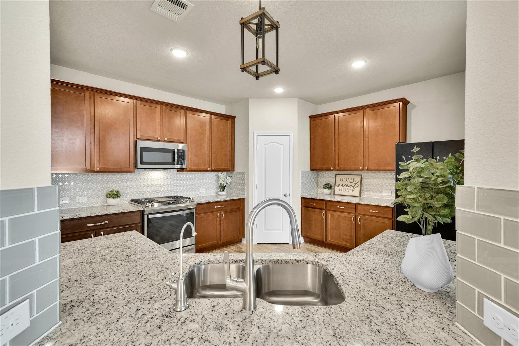 101 Double Mountain Road Liberty Hill TX 78642